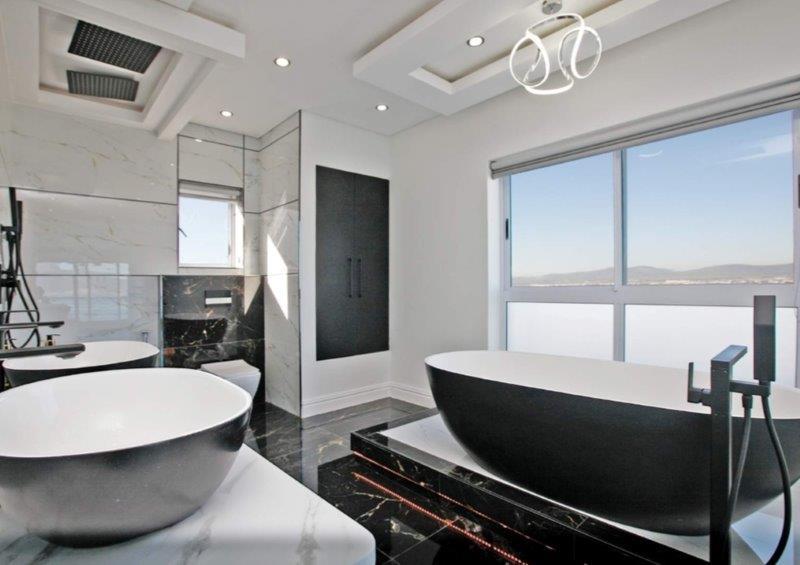 3 Bedroom Property for Sale in Table View Western Cape